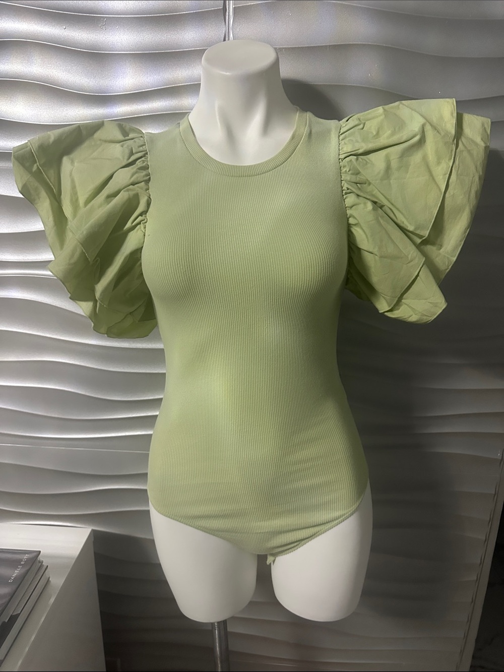Zara Light Green Puff Sleeve Ribbed Women's bodysuit Top